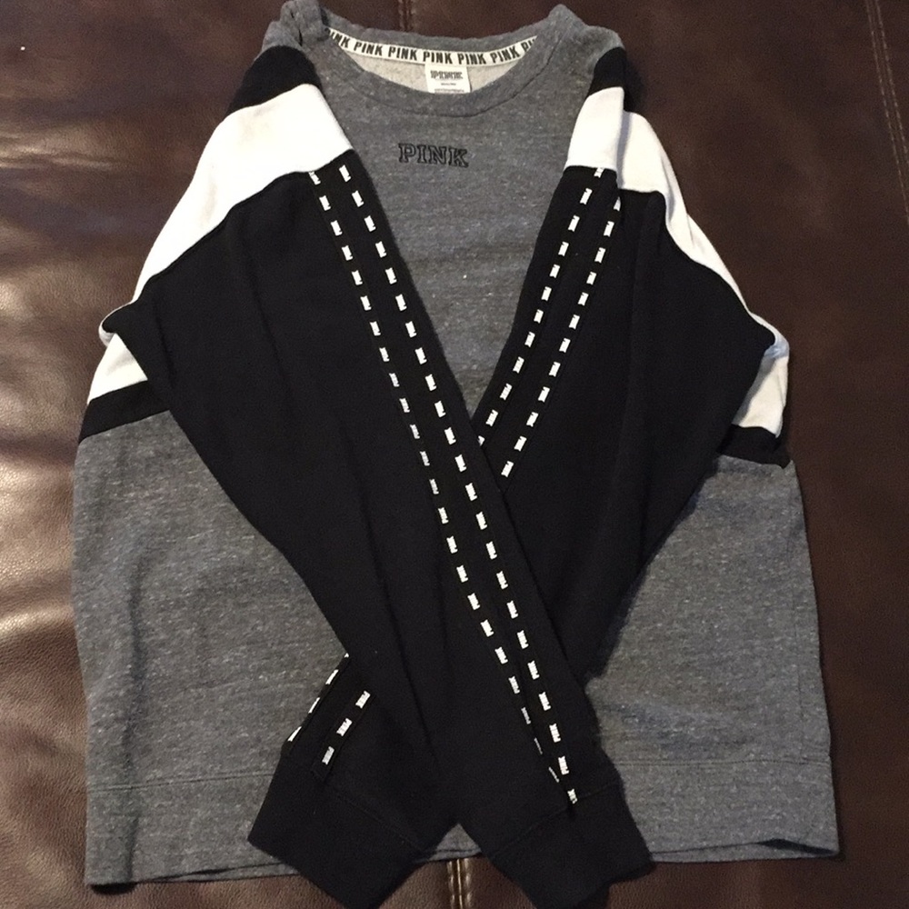victoria’s secret sweatshirt size medium